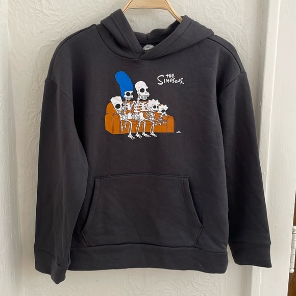 GAP Kid's Gender-Neutral Licensed Pop-Culture Pullover Hoodie Size XL - Picture 1 of 5